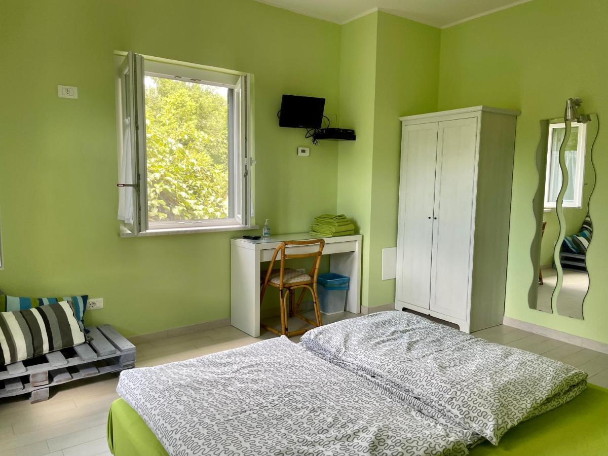 Impronte Nel Bosco Bed and Breakfast Calice al Cornoviglio Buitenkant foto