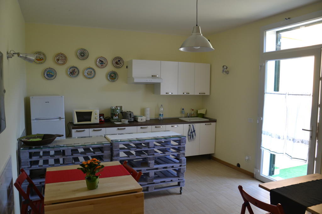 Impronte Nel Bosco Bed and Breakfast Calice al Cornoviglio Buitenkant foto